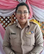 นางนราวรรณ นามวงศ์